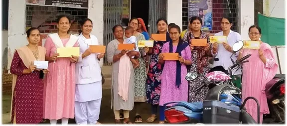 रायगढ़ की महिला संविदा स्वास्थ्य कर्मियों ने रक्षाबंधन पर मुख्यमंत्री से मांगा विशेष उपहार - 27% वेतन वृद्धि और नियमितीकरण