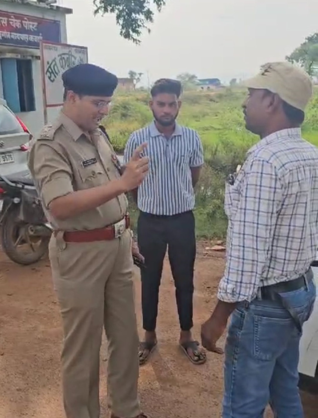 एसपी अभिषेक पल्लव की सख्ती: नाबालिग वाहन चालक के पिता को लगाई कड़ी फटकार