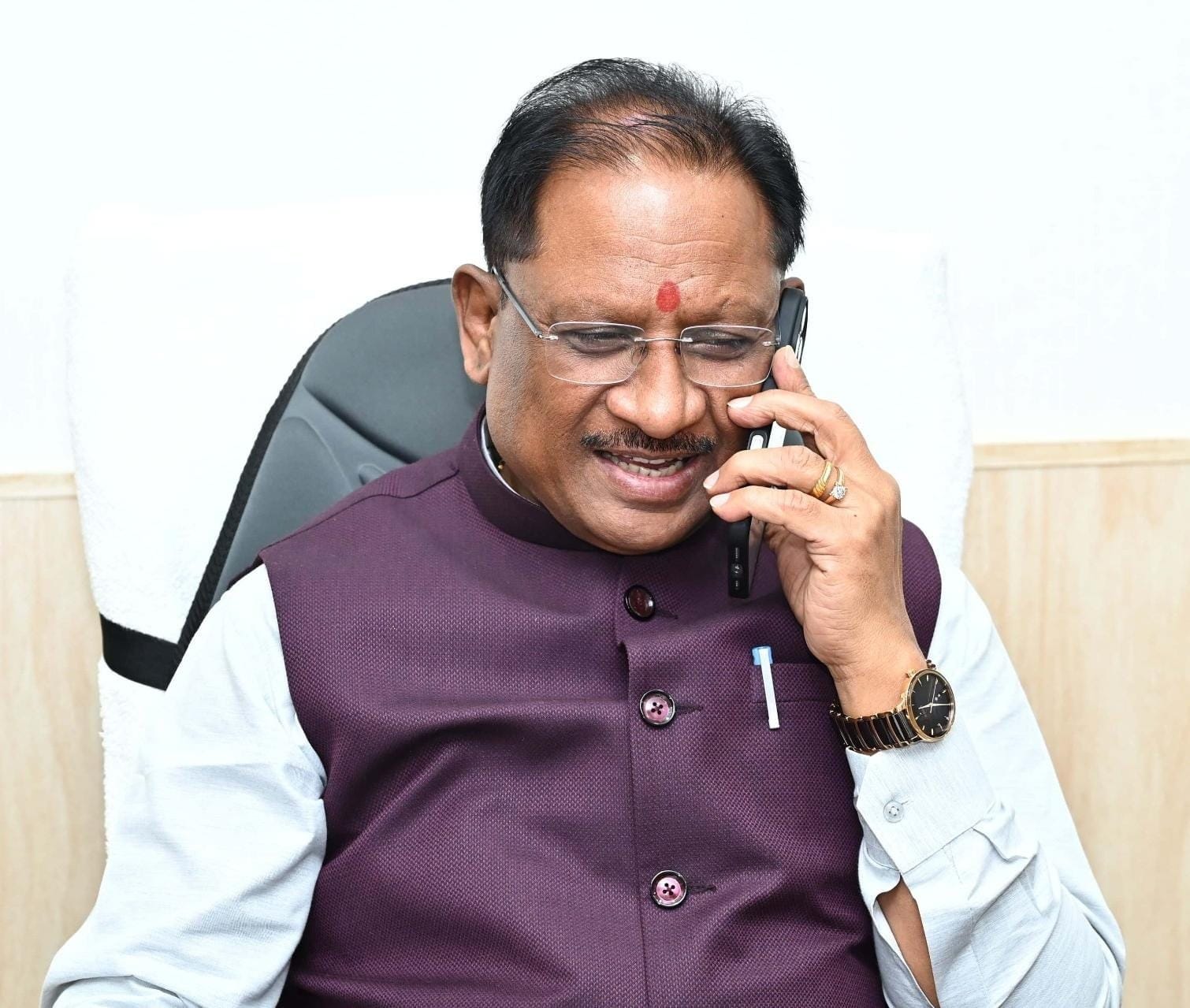 मुख्यमंत्री ने लेफ्टिनेंट नर्सिंग ऑफिसर वीणा साहू और राष्ट्रीय इंडियन मिलिट्री कॉलेज में चयनित आदित्य सिंह के जज्बे को सराहा, फोन पर बात कर दी बधाई