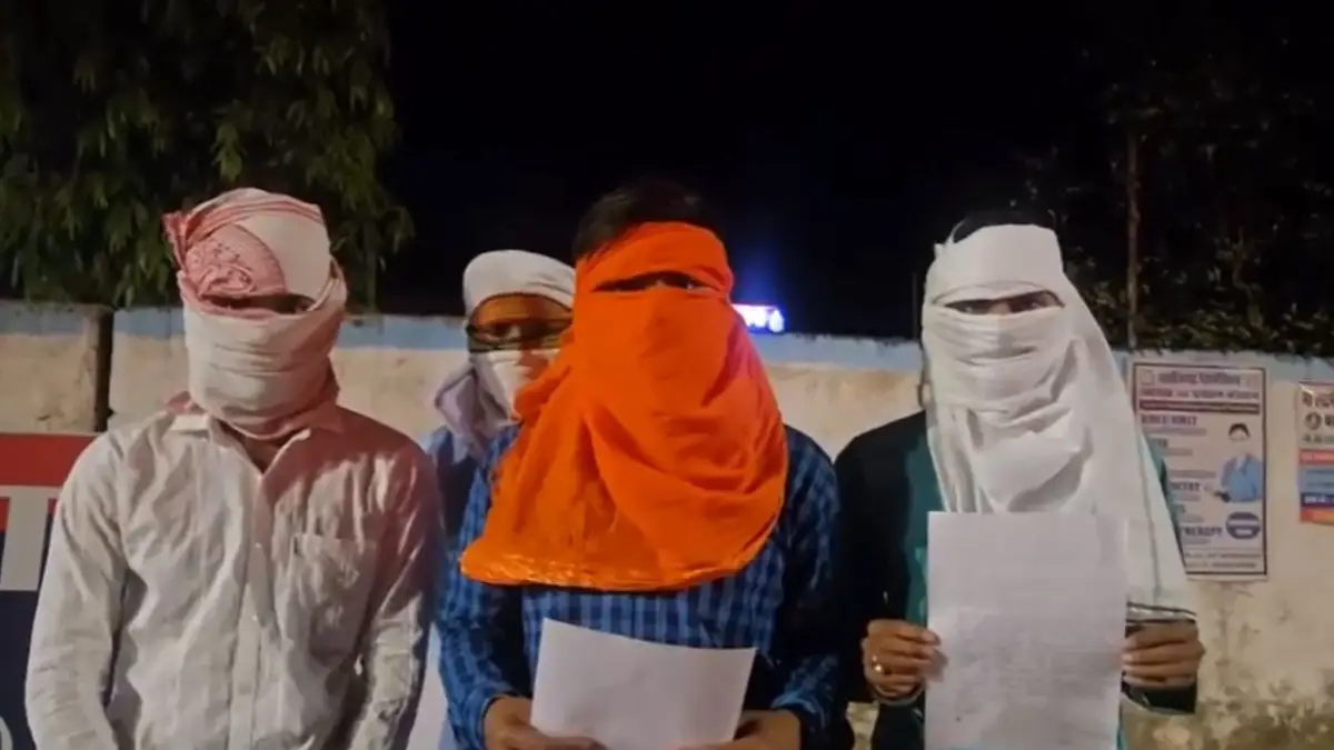 NSS कैंप में हिंदू छात्रों को जबरन नमाज़ पढ़ाने का आरोप, पुलिस जांच में जुटी