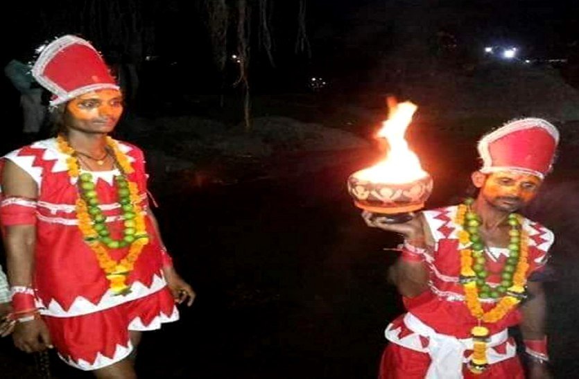 अष्टमी पर खप्पर यात्रा: कबीरधाम पुलिस ने सुरक्षा के किए पुख्ता इंतज़ाम