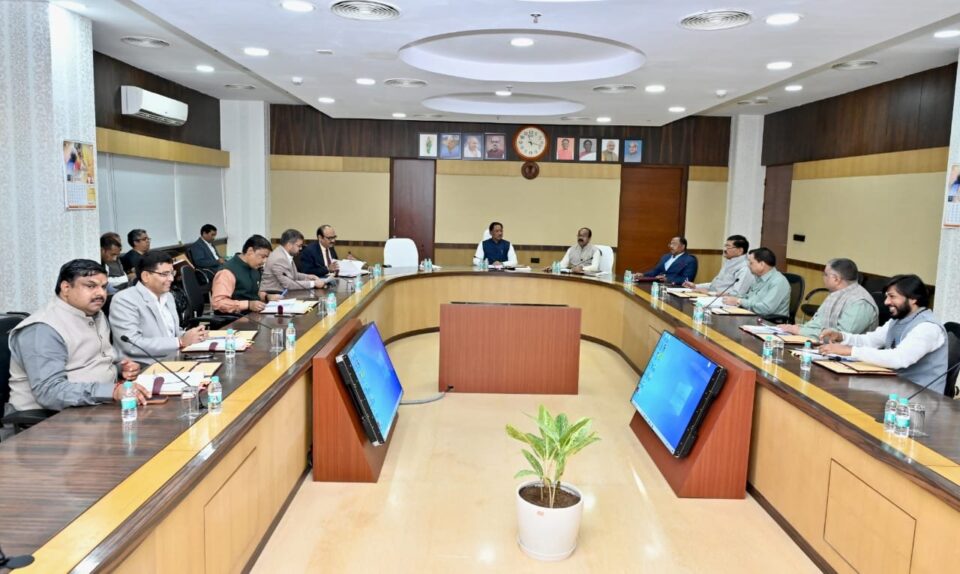 छत्तीसगढ़ कैबिनेट बैठक: घरेलू उपभोक्ताओं को बिजली बिल में बड़ी राहत, सोलर प्लांट पर सब्सिडी, क्रय नियम संशोधन सहित दो महत्वपूर्ण विधेयक मंजूर