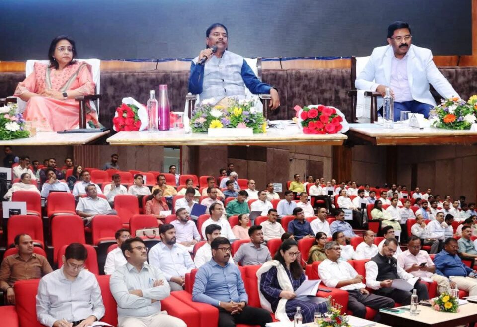योजनाओं का लाभ हितग्राहियों को समय पर मिले: वन मंत्री केदार कश्यप