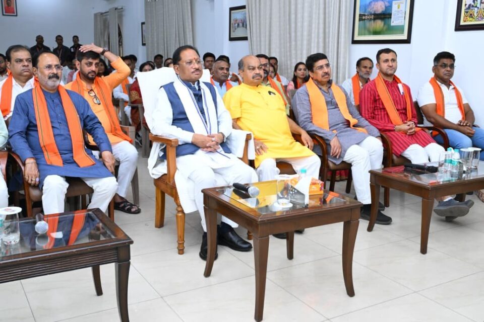 मन की बात में गूंजा छत्तीसगढ़ का गौरव: मुख्यमंत्री विष्णुदेव साय ने कहा - यह प्रदेश की प्रतिभा और विरासत को राष्ट्रीय सम्मान मिलने का क्षण
