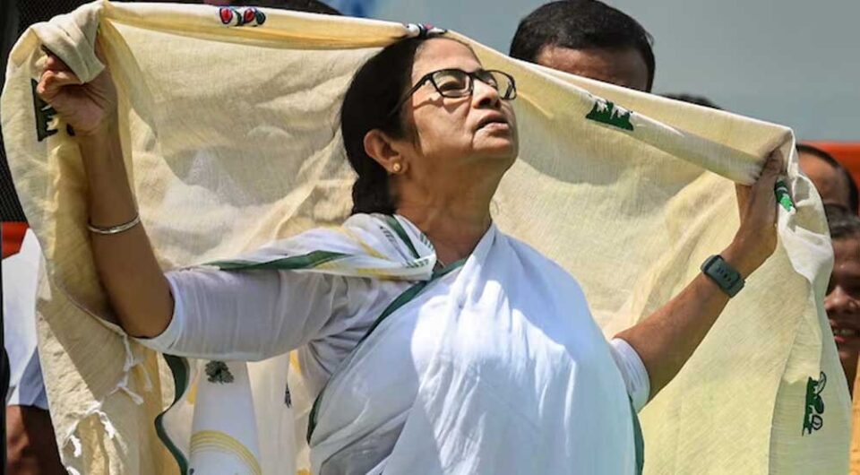 Mamata Banerjee 107 1