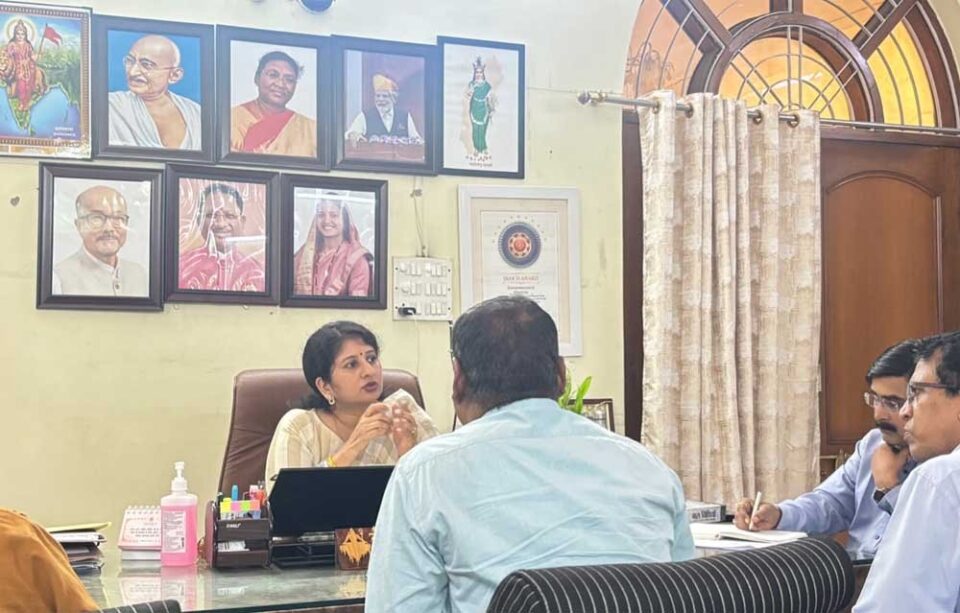 mahila 01 2